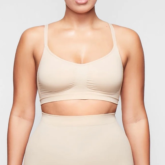 SKIMS Other - Skims Seamless Sculpt Bralette Bra